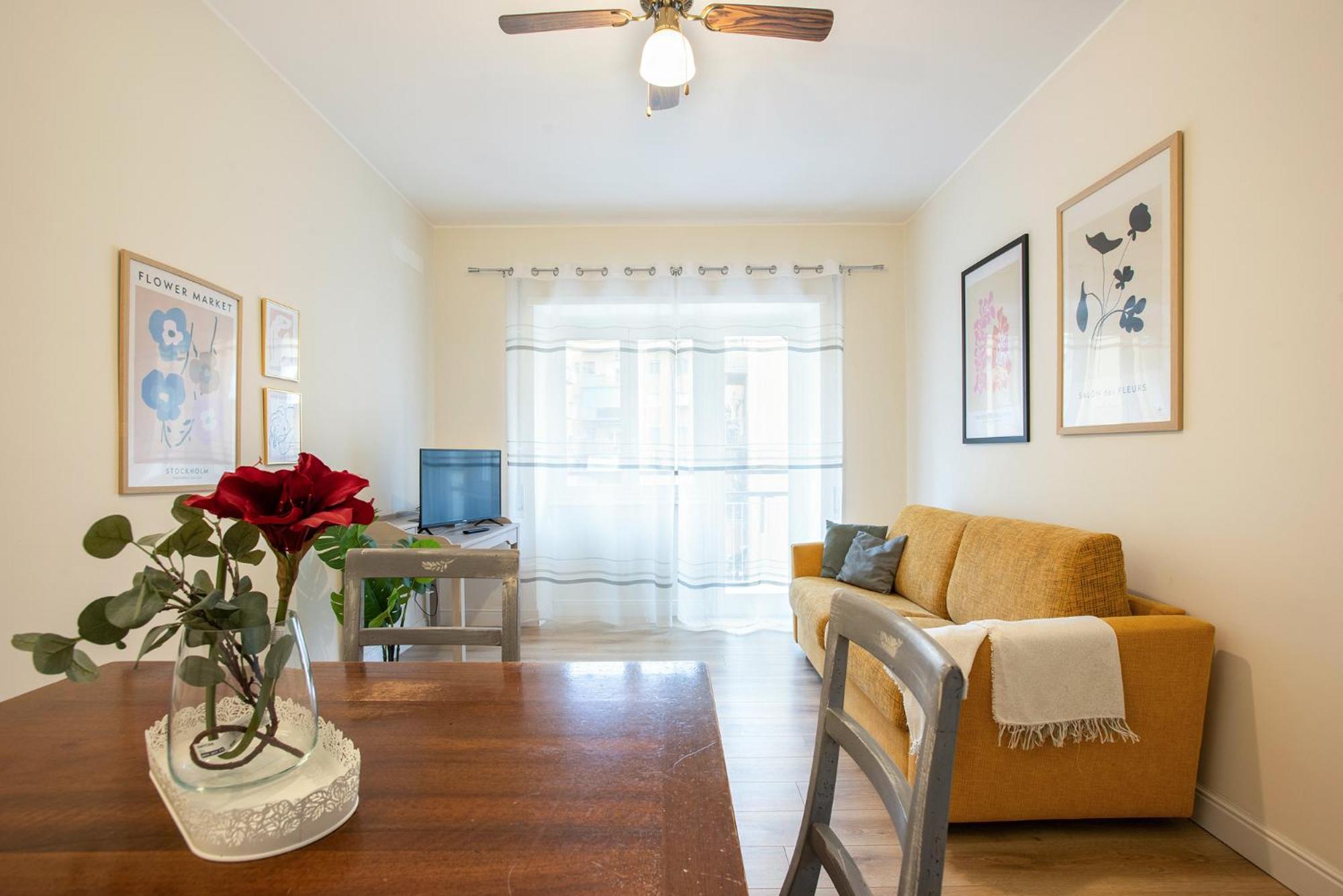 Appartamento Moderno Tuscolana 2 Bdr And Living Metro A Roma